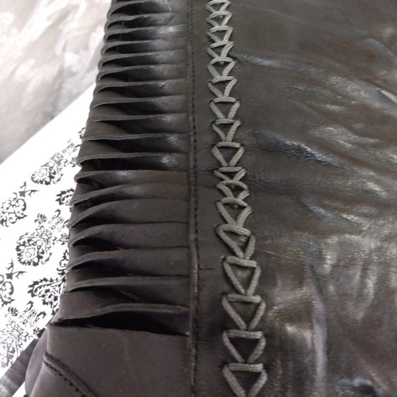 Very Volatile size 8.5 Fringe Black boots - Picture 3 of 8